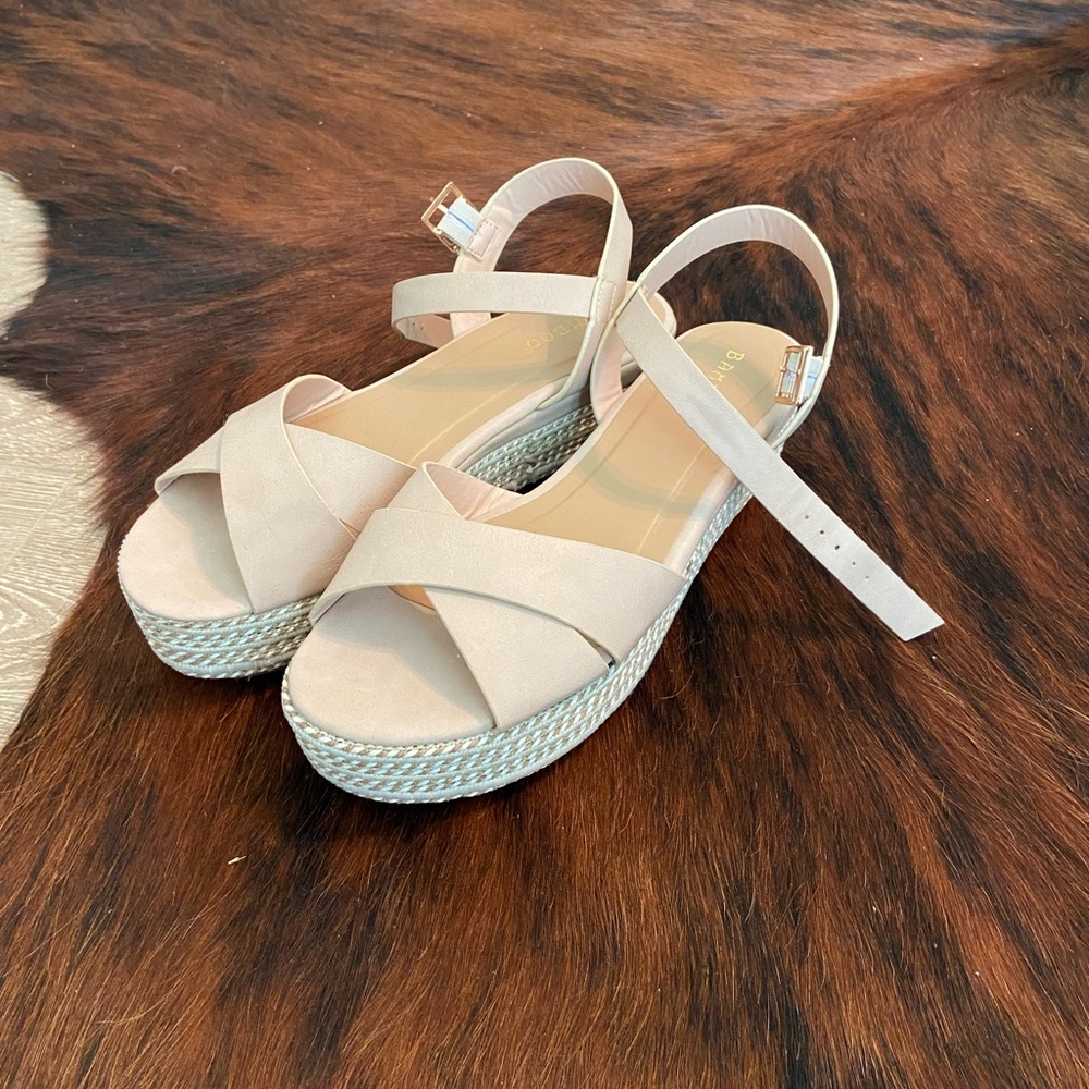 BNWOT espadrille sandals from Impressions Boutique
